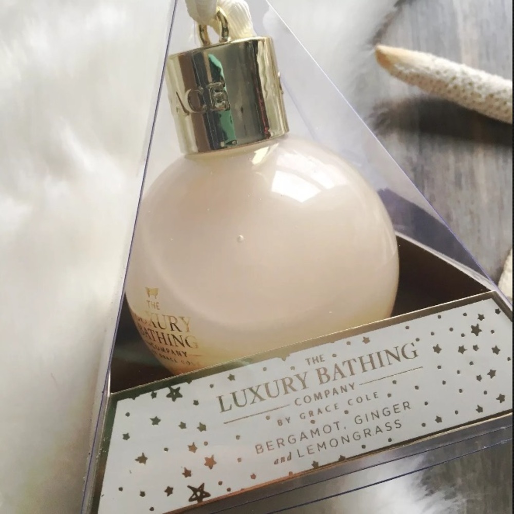 Luxury Bathing CO Bergamot Body Wash Ornament Gift